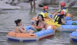 柏林漂流吃瓜,一场吃瓜者的异国奇幻之旅