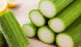 吃小瓜会苦,吃小瓜为何会苦，营养与口感的双重挑战