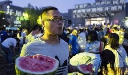 吃瓜群众亮相,揭秘娱乐圈幕后风云