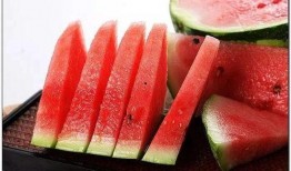 别的同学都在吃瓜,揭秘同学们的“吃瓜”热潮