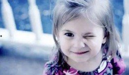 吃瓜学妹放大眼睛,揭秘娱乐圈幕后真相