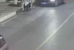 撞车吃瓜,一场意外的“瓜”事