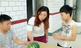 儿子恋爱妈妈吃瓜