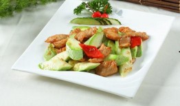 娱乐吃瓜酱老凤祥